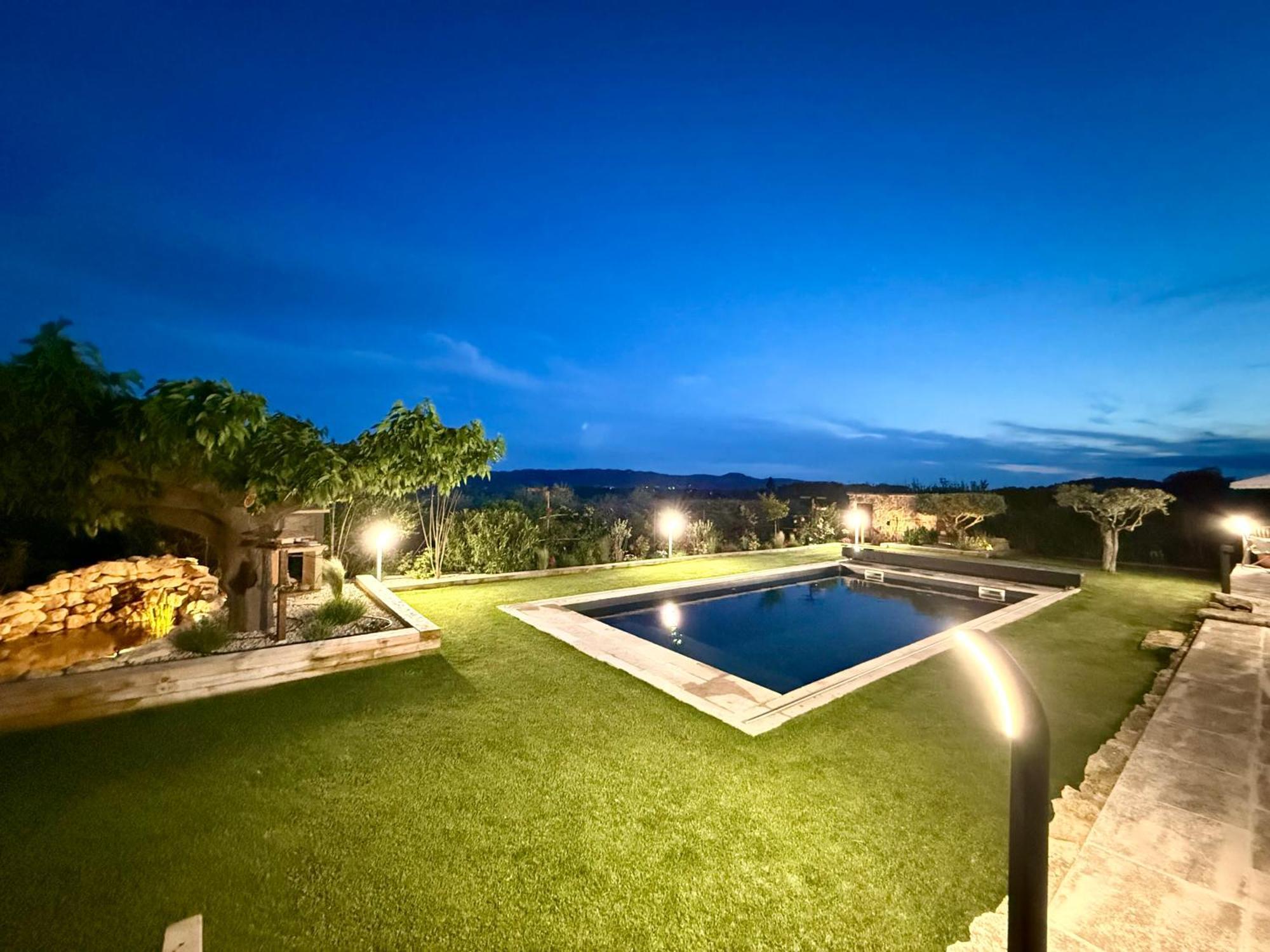 Une Nuit En Luberon Puyvert Bagian luar foto